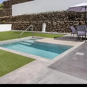https://mireyashome.in-canary-islands.com